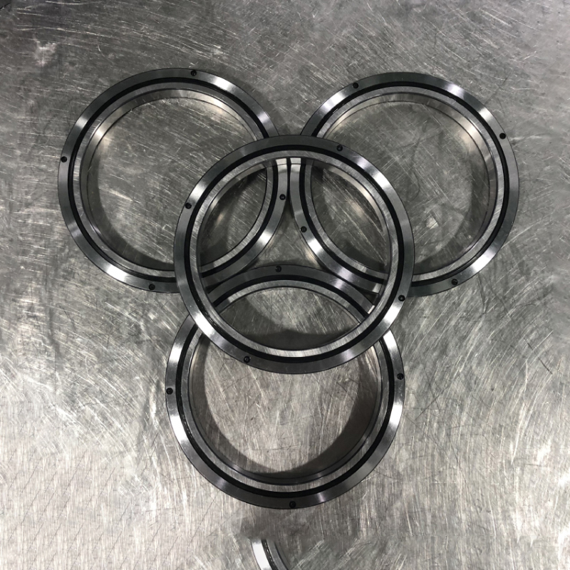 精密交叉滾子軸承噪音的產(chǎn)生原因是什么？有什么控制措施嗎？