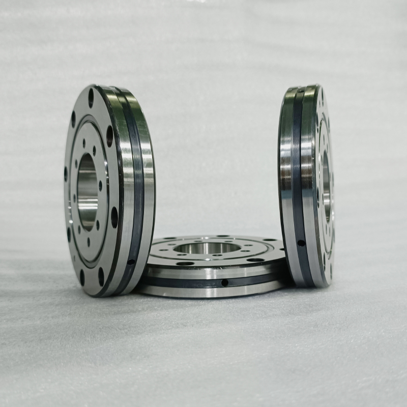 交叉滾子軸承用在工業(yè)機器人上的好處有哪些？