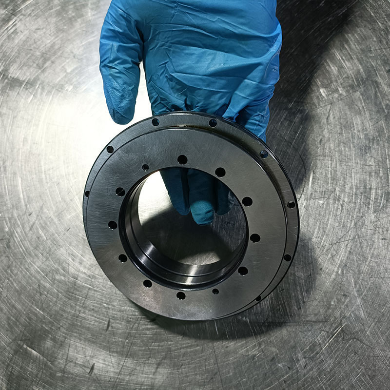 怎樣預(yù)防轉(zhuǎn)臺軸承過早損壞？詳解各種注意事項